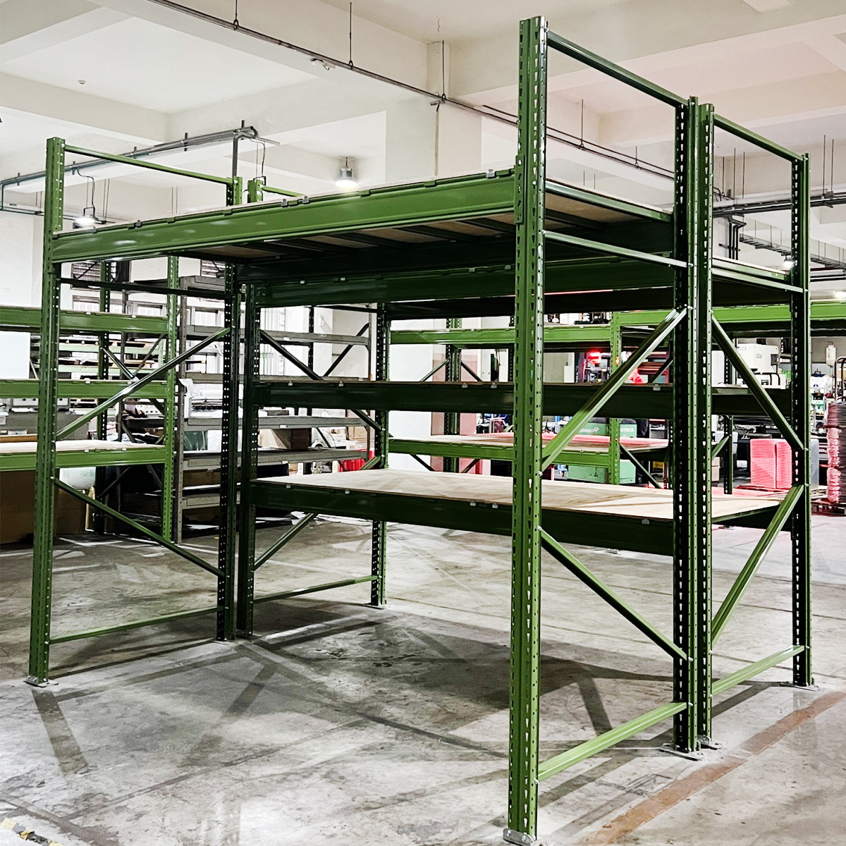 台中客製化蘋果綠重型貨架實景完工圖